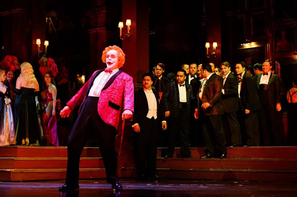 NZOpera_Rigoletto_JamesClayton_Chorus_creditJinkiCambronero_sml
